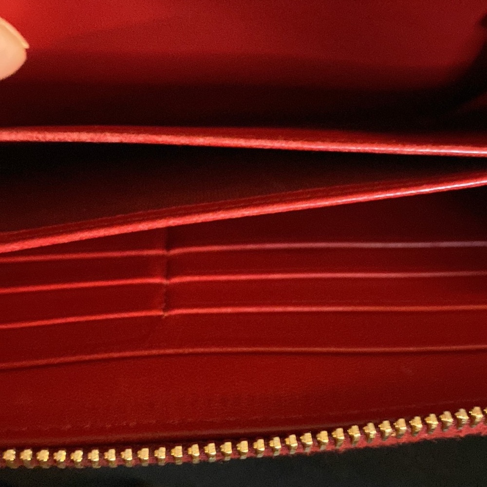 Authentic Prada Card Wallet - Picture 10 of 13